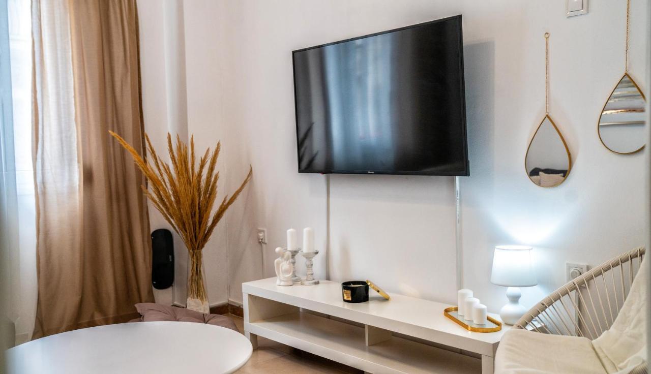Apartment Lux Garden Near Acropolis In The Heart Of *