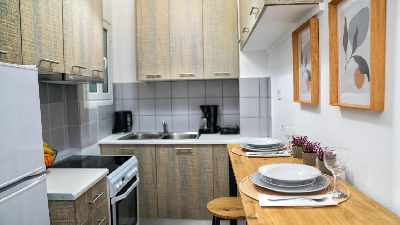 Apartment Lux Garden Near Acropolis In The Heart Of